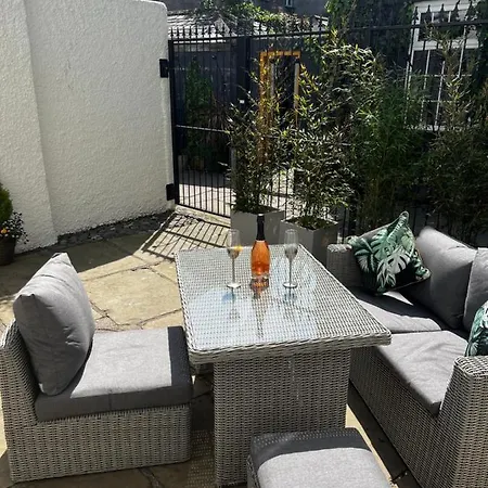 Ulverston Stunning 1 Bedroom Apartment Exterior photo