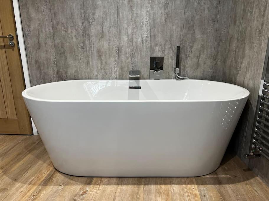 Stunning 1 Bedroom