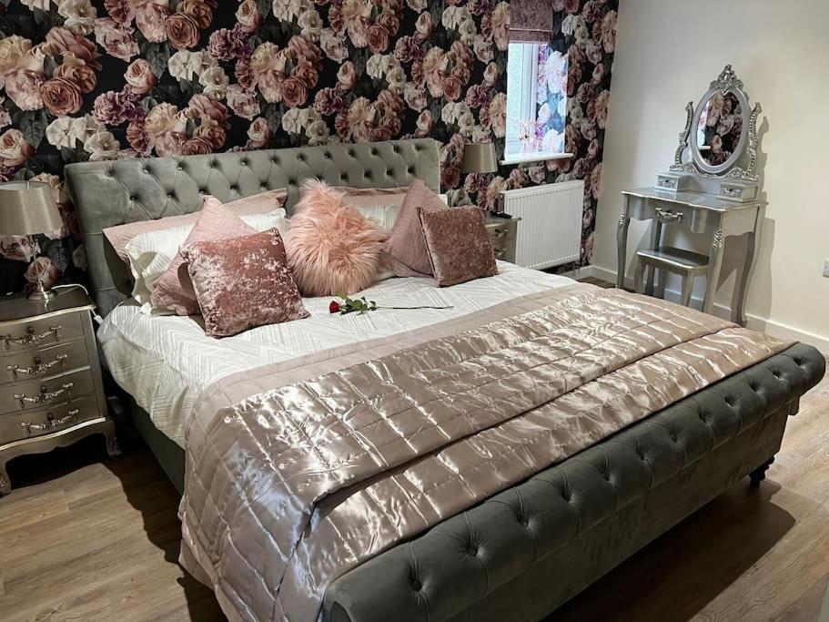 Stunning 1 Bedroom *