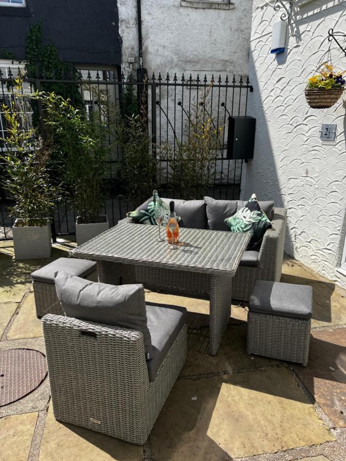 Stunning 1 Bedroom *